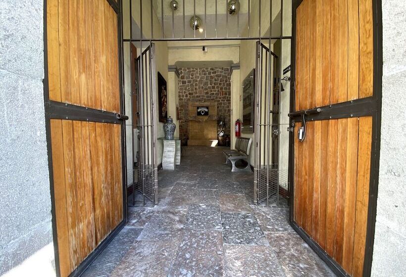 فندق Escala Puebla Centro