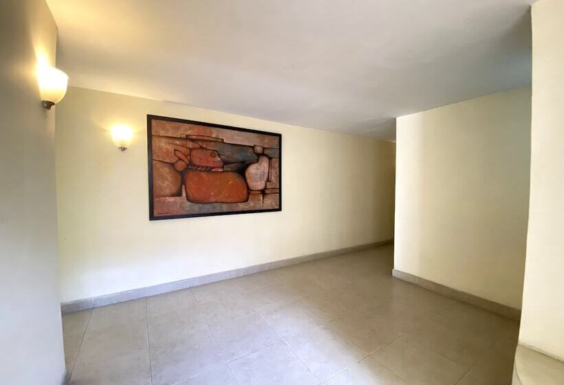 فندق Escala Puebla Centro