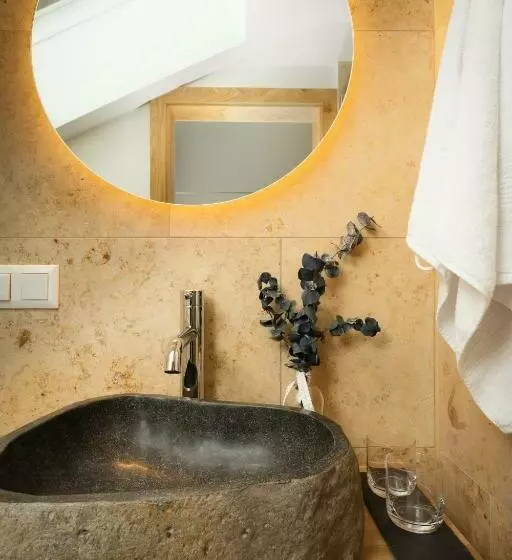 Majatalo 111 Weinkitz