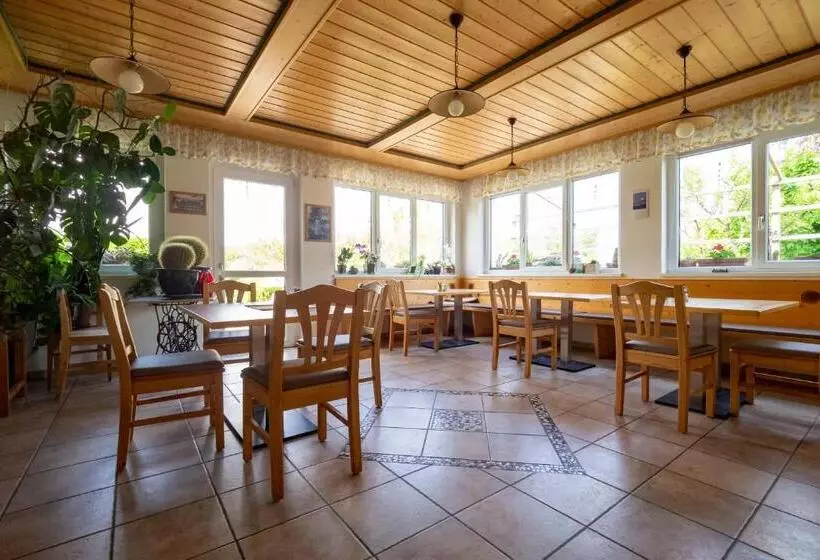 ペンション Gästezimmer Ilse Brauneis