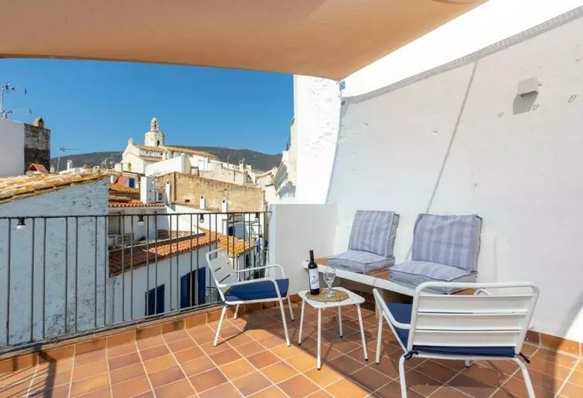 پانسیون Habitacions Bellaire Cadaqués