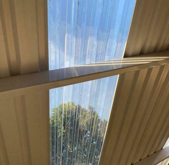 פנסיון Mc’edams Guest House