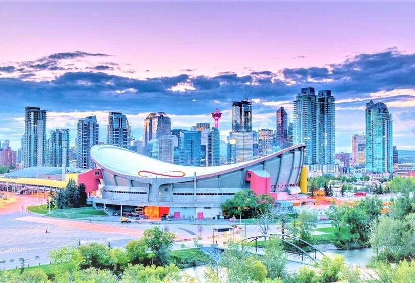 Пансион The Plush Suite