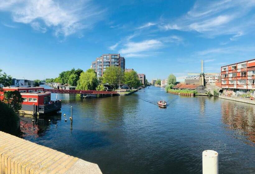 مبيت وإفطار Adam & Eve Apartment