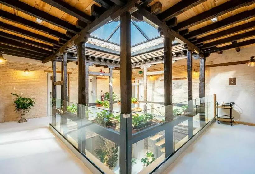 Dobo Azacanes Hostal