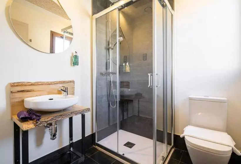 Dobo Azacanes Hostal