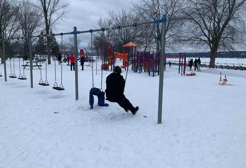 Magog Waterfront Studio 106