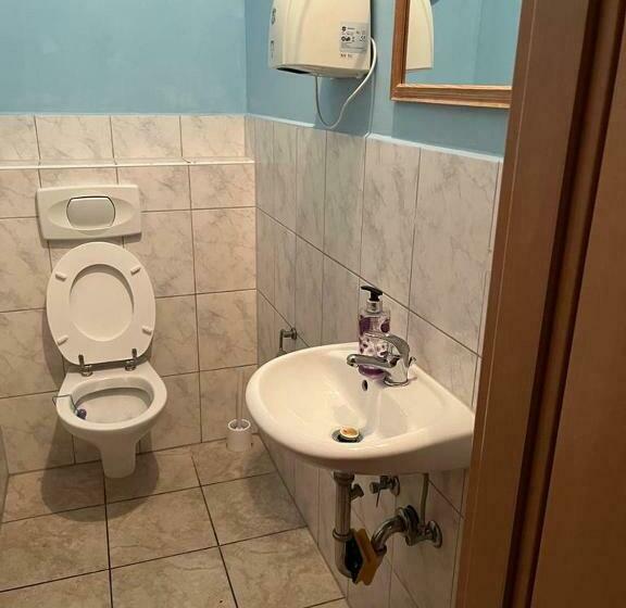 ペンション Hipokratios 1