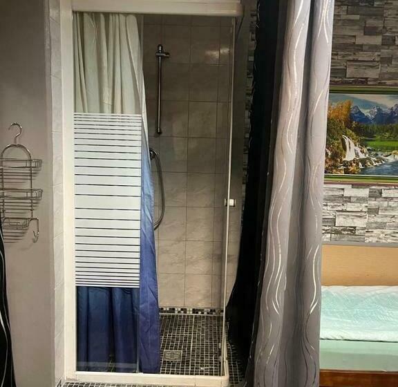 ペンション Hipokratios 1