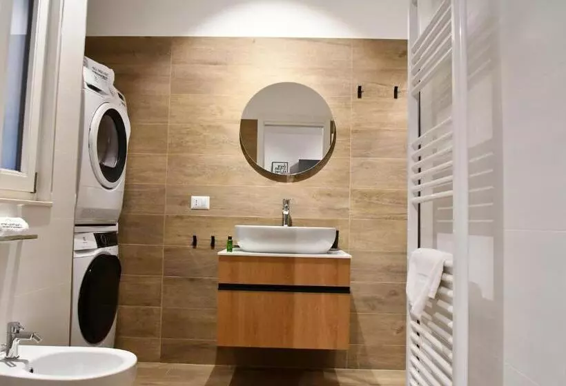 ペンション Nu House Rooms & Apartments