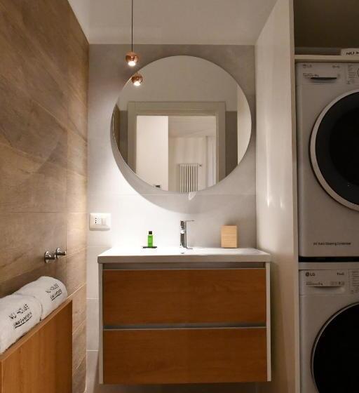 Пансион Nu House Rooms & Apartments