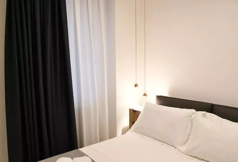 ペンション Nu House Rooms & Apartments