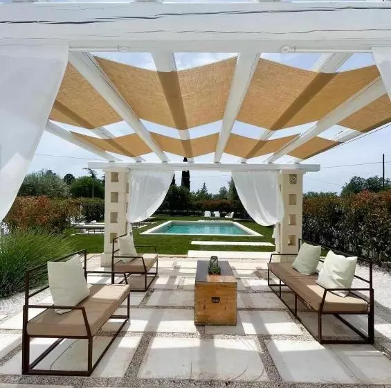 پانسیون Trullo San Vincenzo Con Piscina