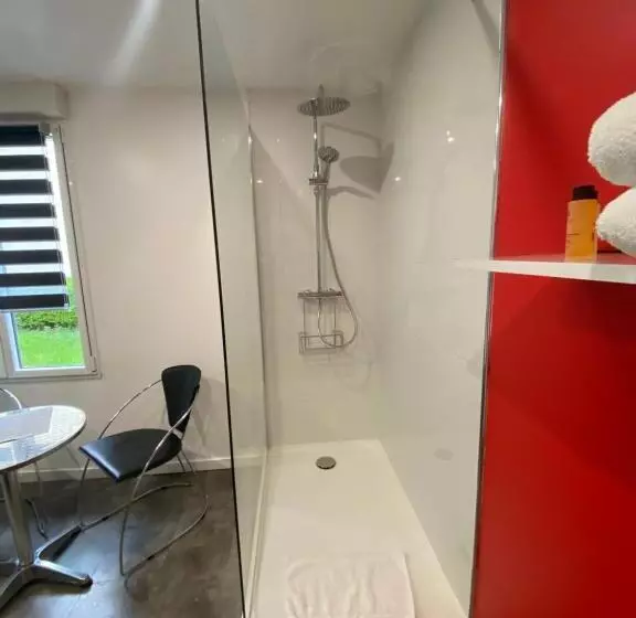 Aamiaismajoitus (B&B) Aux Charmes