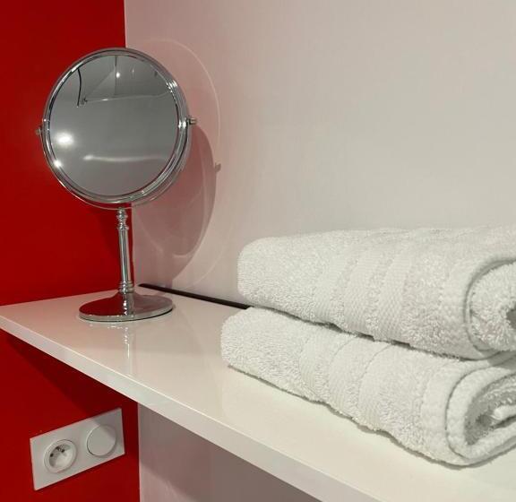 Bed and Breakfast Aux Charmes