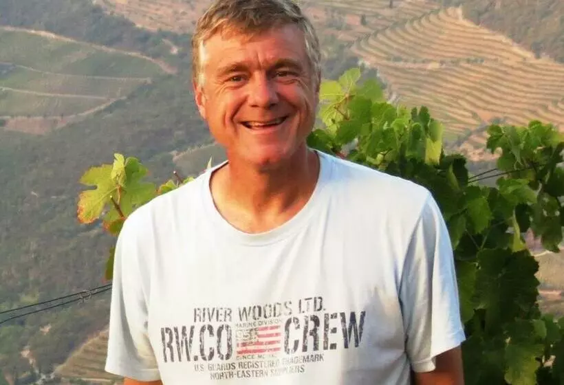 تختخواب و صبحانه Stay At The Winemaker