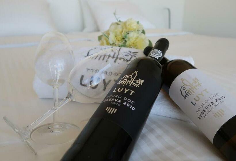 צימר Stay At The Winemaker