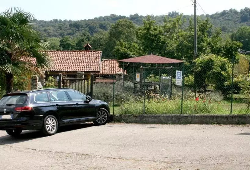 Majatalo La Robinera