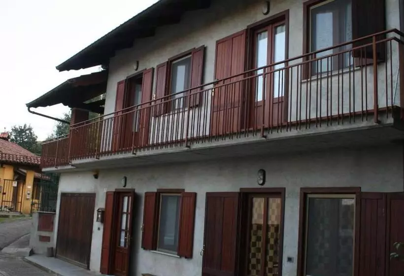 Majatalo La Robinera