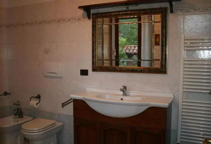 Majatalo La Robinera