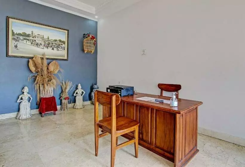 Pension  Lanaya Guest House