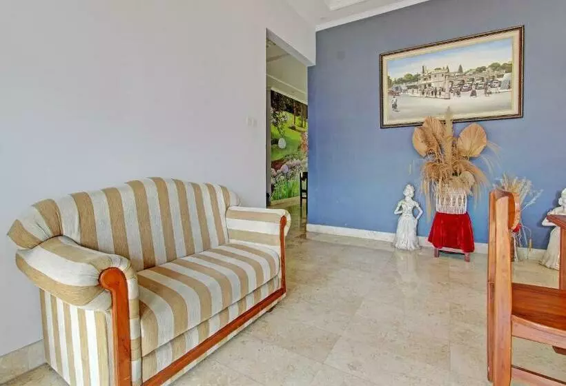 Pension  Lanaya Guest House