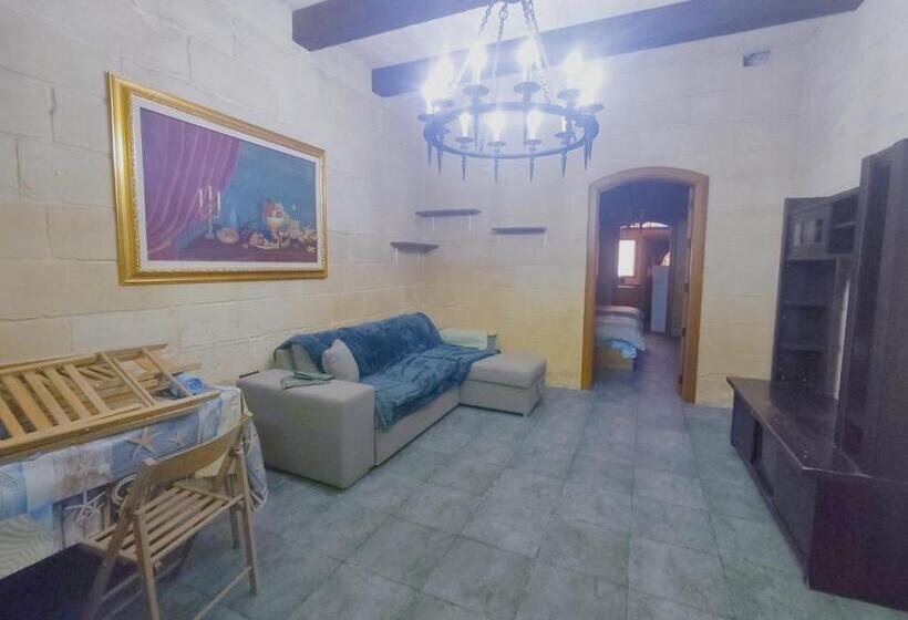 تختخواب و صبحانه Dhara House Malta