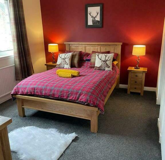 Bed and Breakfast Haste Ye Back