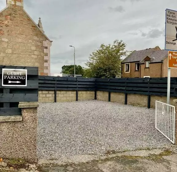 Aamiaismajoitus (B&B) Haste Ye Back