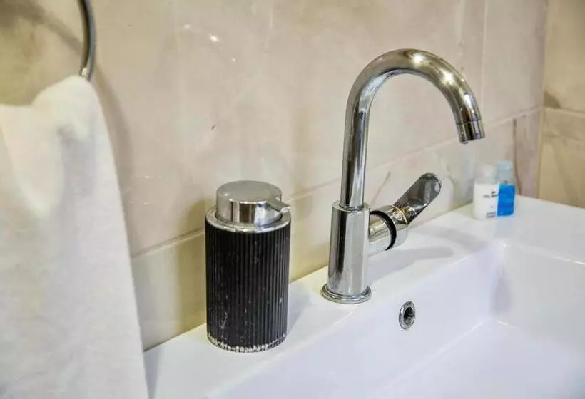 تختخواب و صبحانه Sapancaminihouse