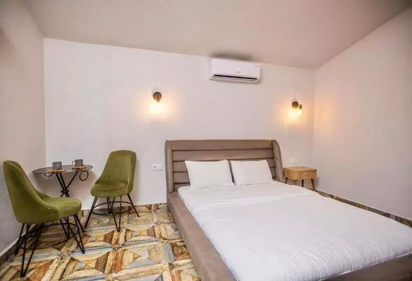 تختخواب و صبحانه Sapancaminihouse