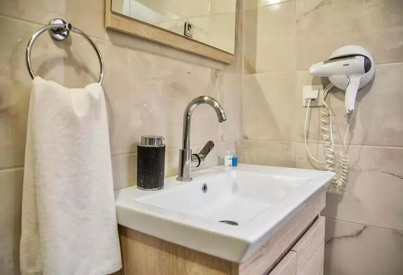 تختخواب و صبحانه Sapancaminihouse