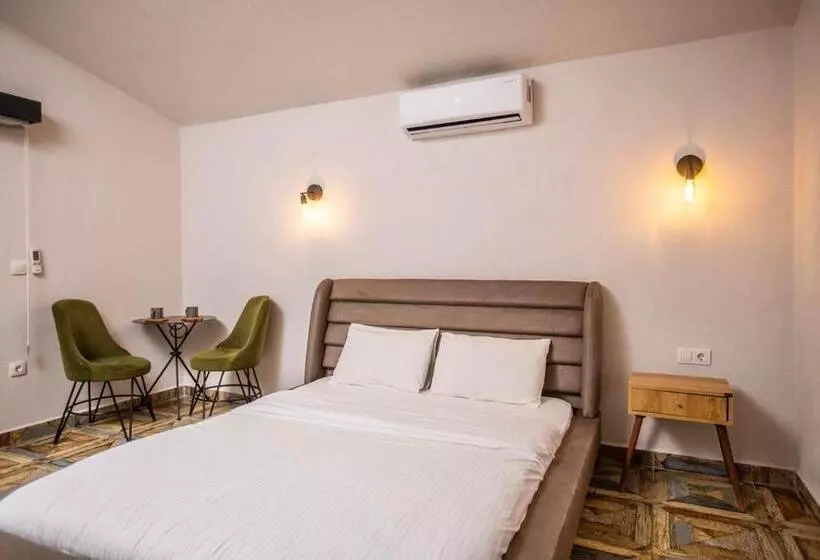 تختخواب و صبحانه Sapancaminihouse