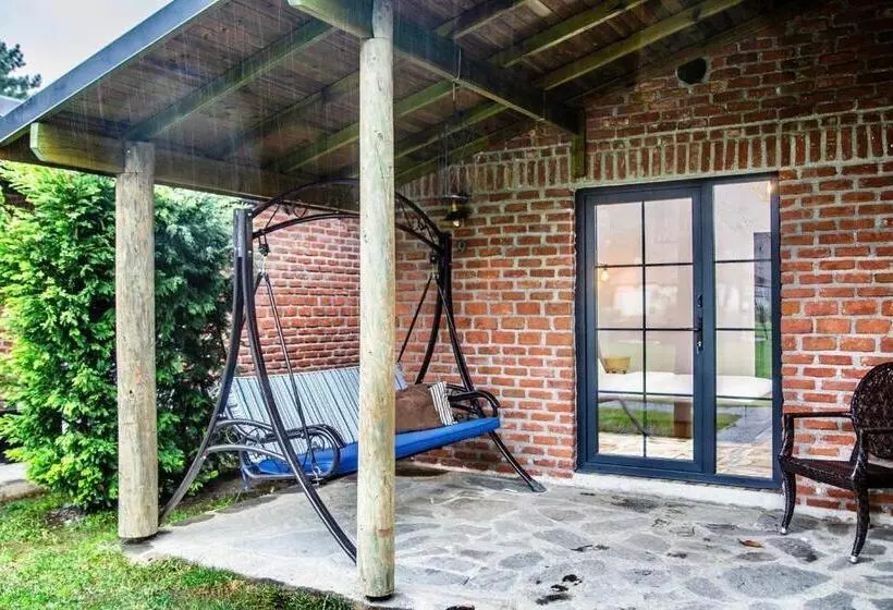 تختخواب و صبحانه Sapancaminihouse