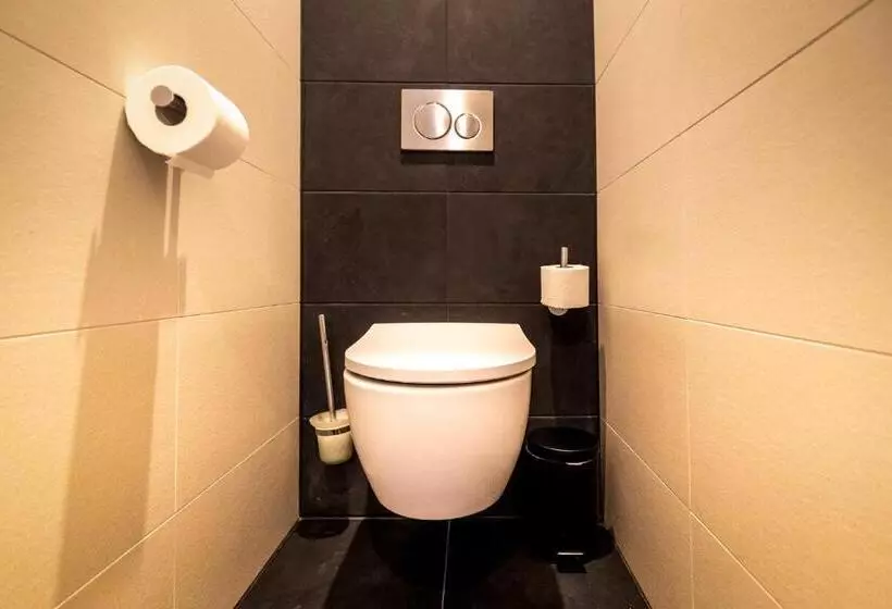 Hotelli Anna Van Chiel