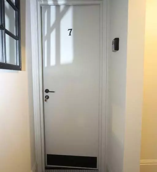 Hotelli The Solo No 1 Bank Chambers