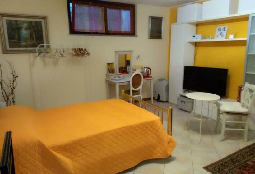 بنسيون La Tavernetta Del Riccio