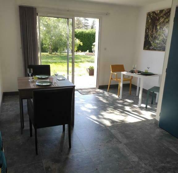 פנסיון Les Pitchounettes