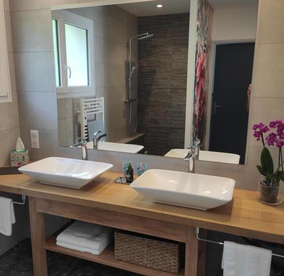 פנסיון Les Pitchounettes