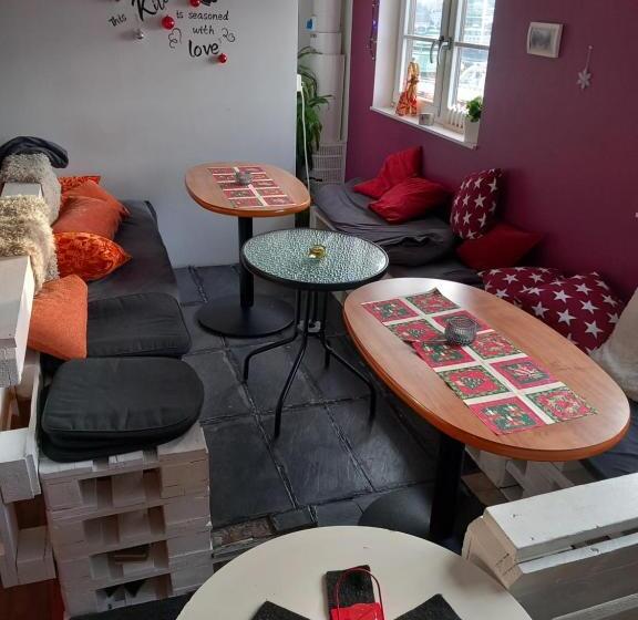 Crafoord Place Hostel