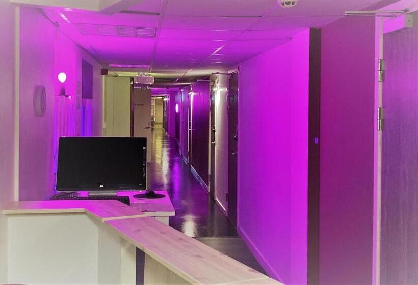 Crafoord Place Hostel