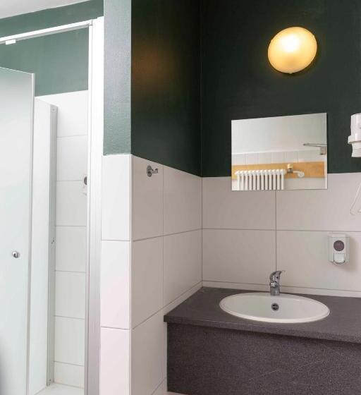 Eastseven Berlin Hostel