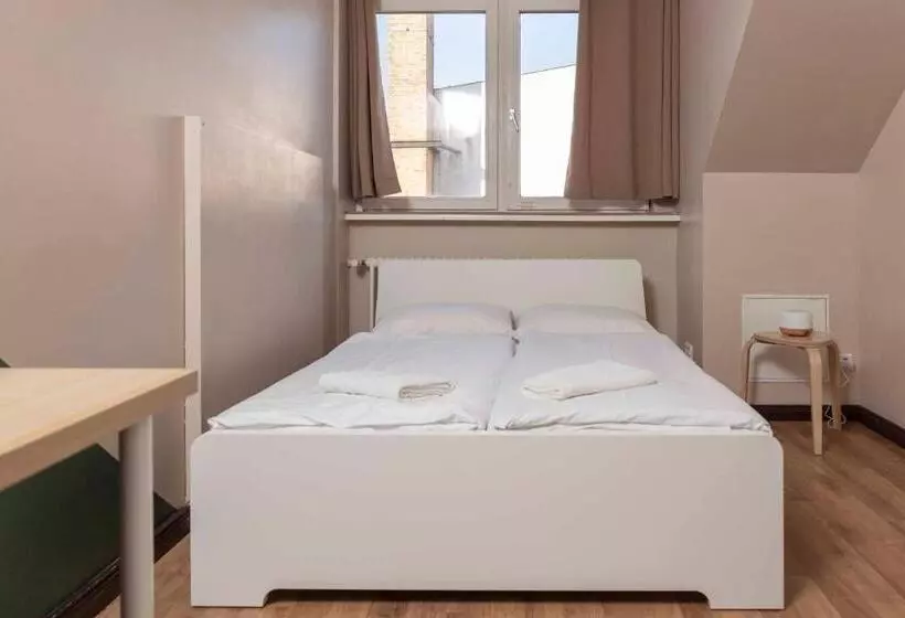 Eastseven Berlin Hostel