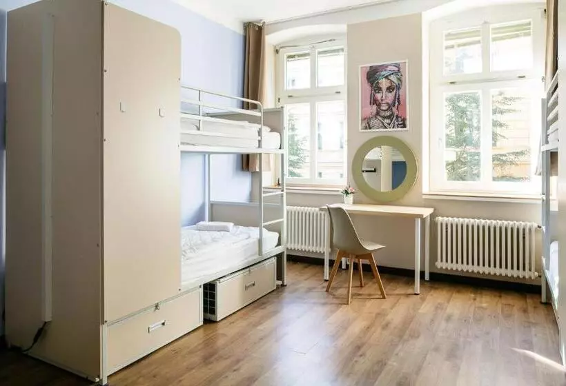 Eastseven Berlin Hostel