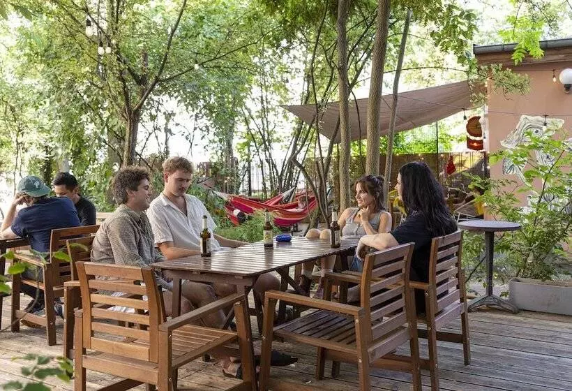 Eastseven Berlin Hostel