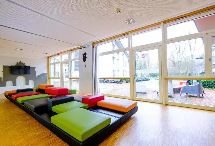 Hi Munich Park Youth Hostel