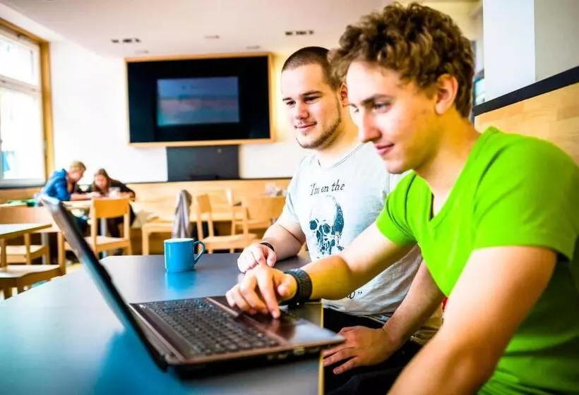 Hi Munich Park Youth Hostel