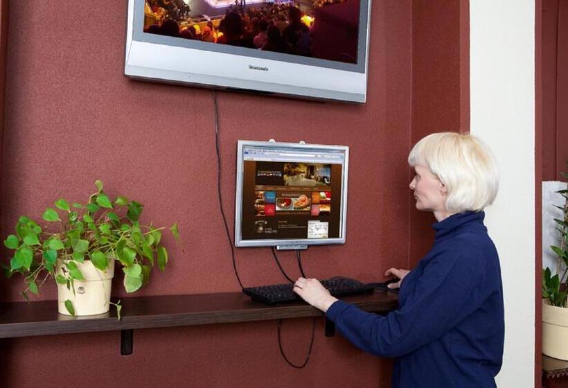 مسافرخانه Euro