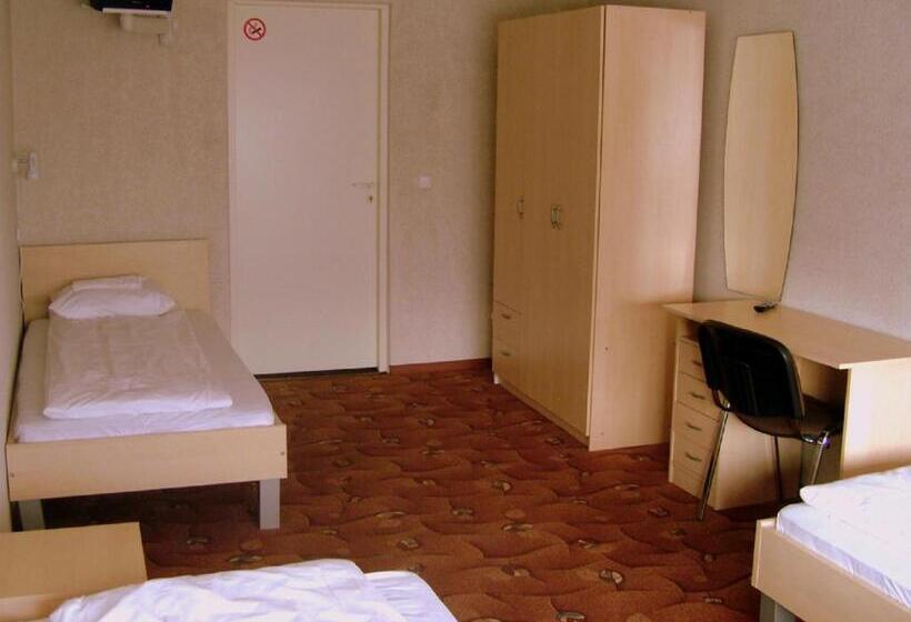 مسافرخانه Euro