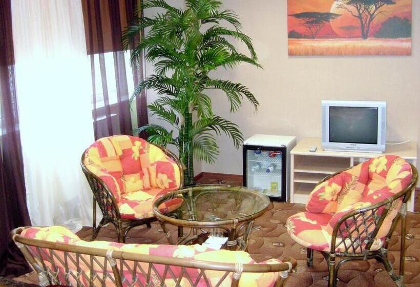 مسافرخانه Euro